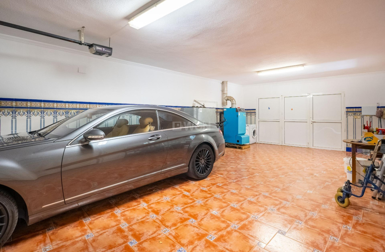 Resale - Villa - Torrevieja - El Chaparral