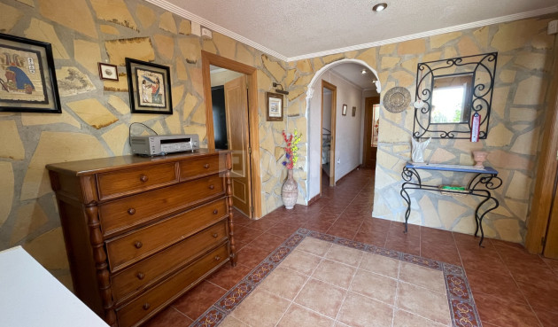 Resale - Villa - Crevillent - Inland