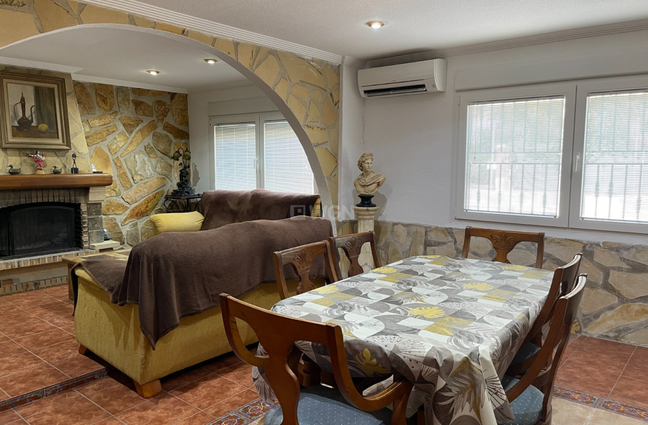 Resale - Villa - Crevillent - Inland