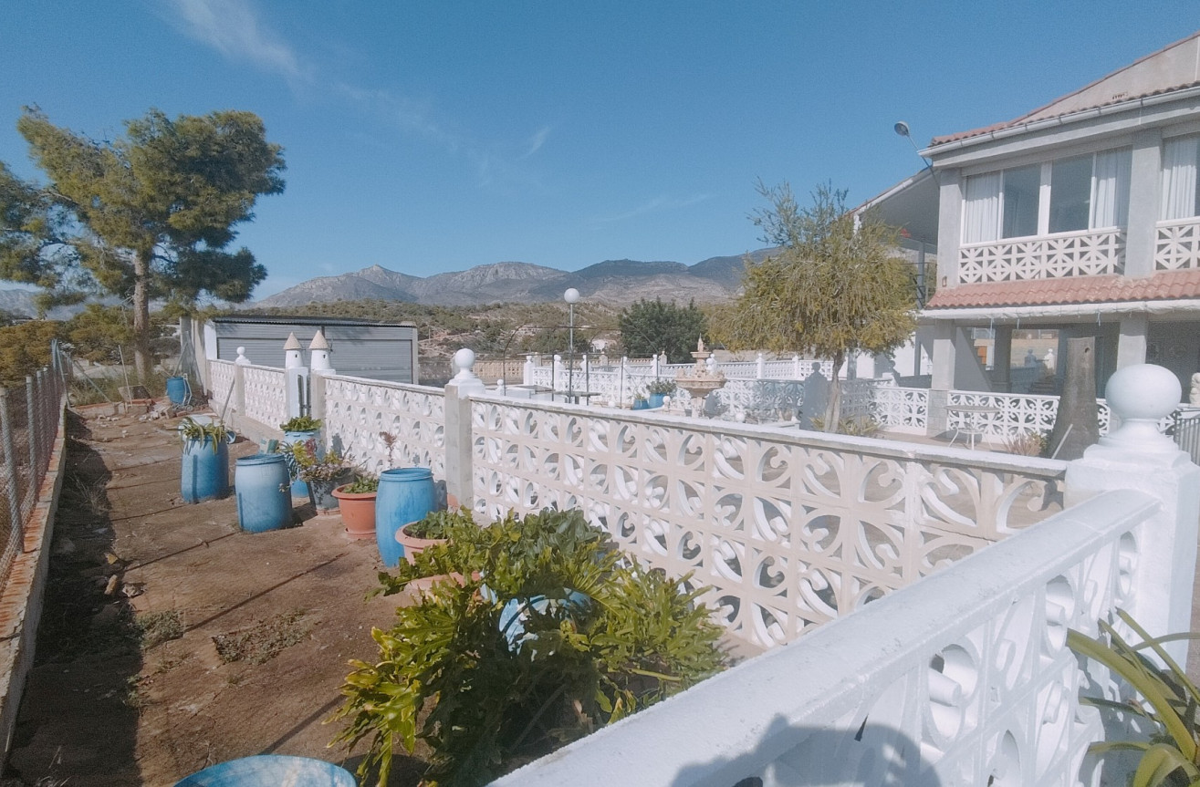 Resale - Villa - Crevillent - Inland