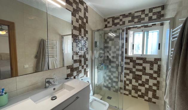 Odsprzedaż - Villa - Catral - Costa Blanca