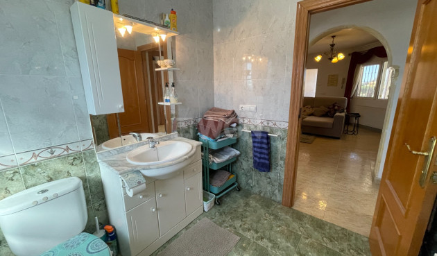 Odsprzedaż - Villa - Catral - Costa Blanca