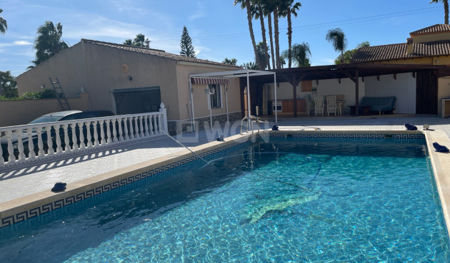 Odsprzedaż - Villa - Catral - Costa Blanca