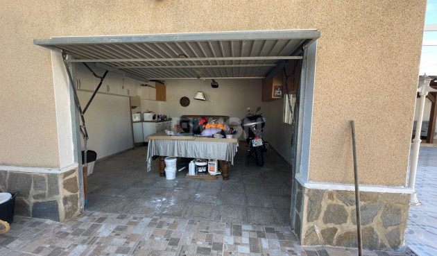 Odsprzedaż - Villa - Catral - Costa Blanca