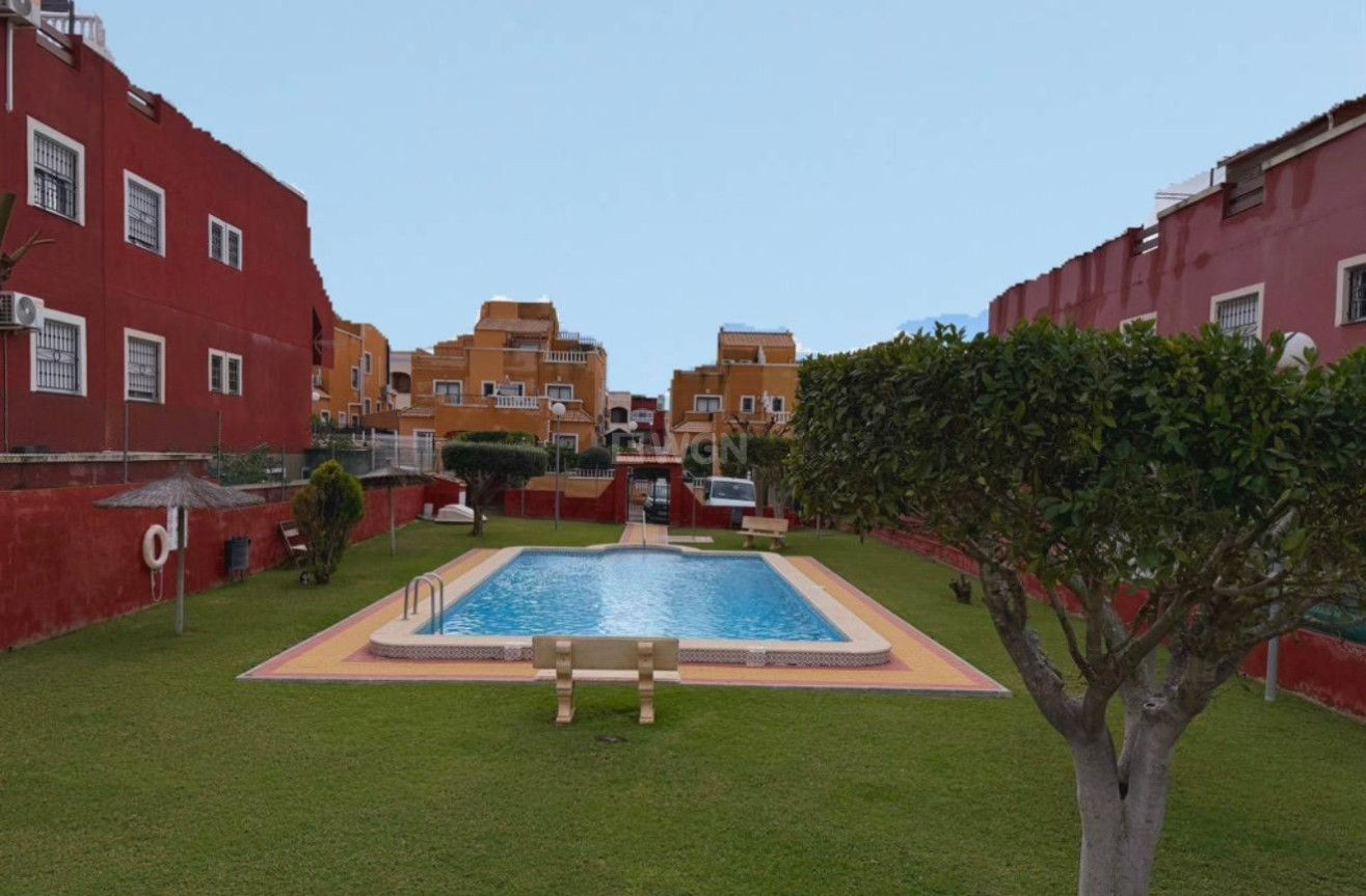 Wiederverkauf - Wohnung - Orihuela Costa - Costa Blanca