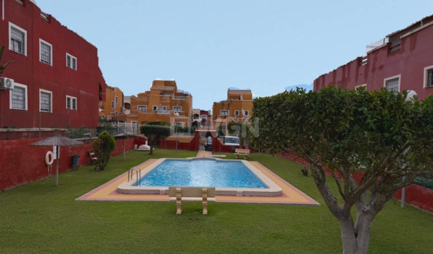 Wiederverkauf - Wohnung - Orihuela Costa - Costa Blanca