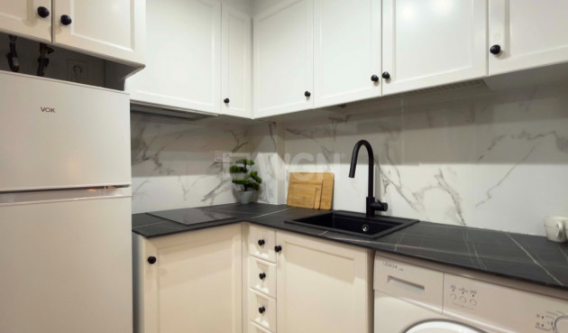 Resale - Apartment / flat - Torrevieja - Costa Blanca