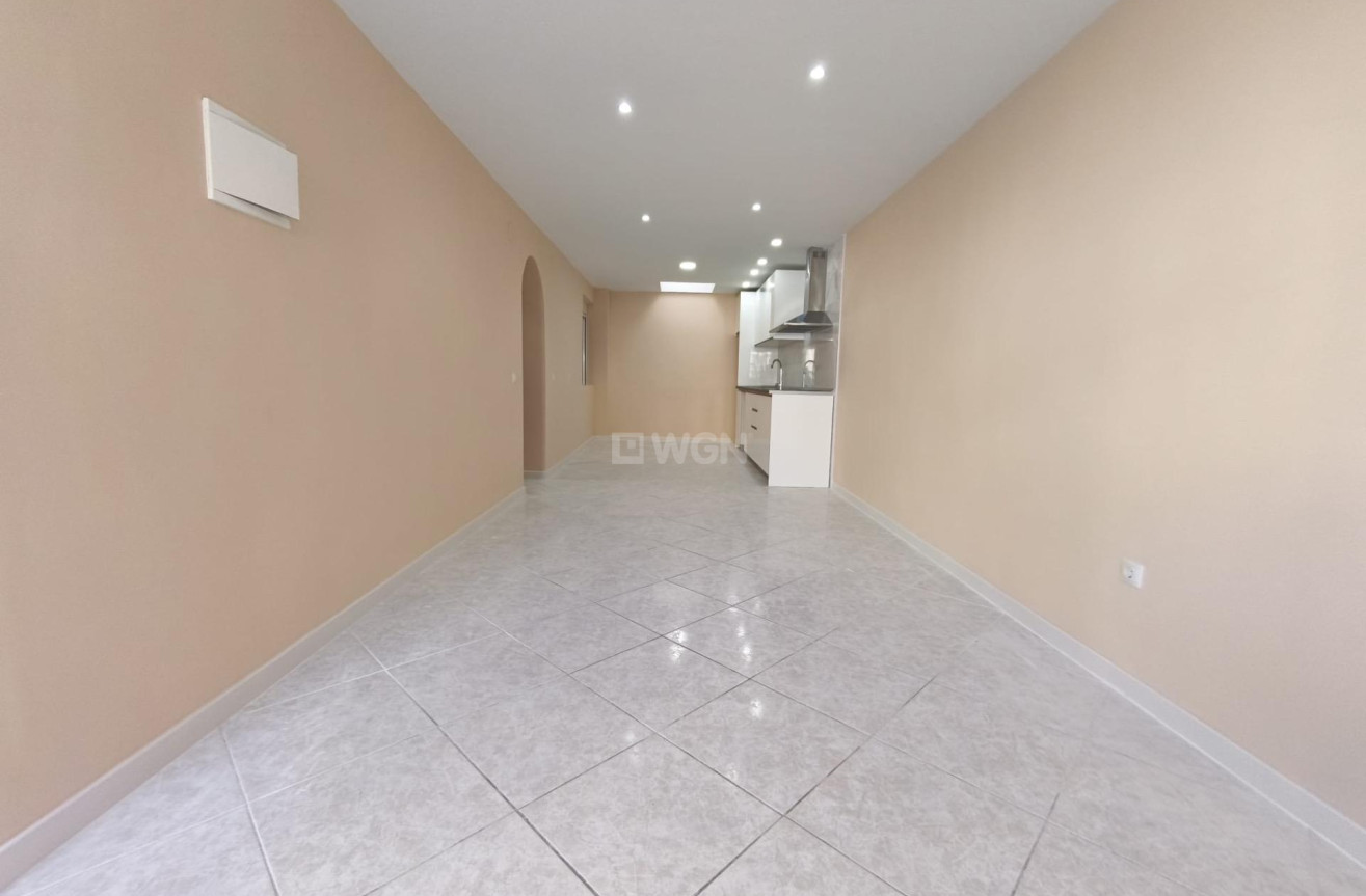 Resale - Bungalow - Torrevieja - La Siesta - El Salado - Torreta