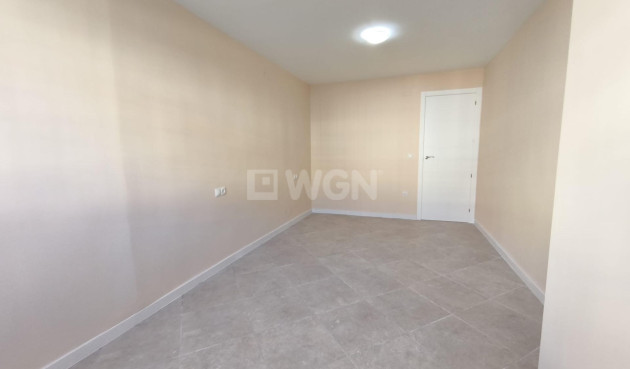 Resale - Bungalow - Torrevieja - La Siesta - El Salado - Torreta