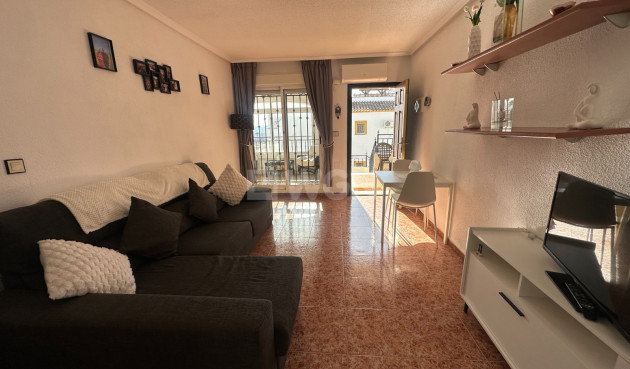 Resale - Apartment / flat - Orihuela - Inland
