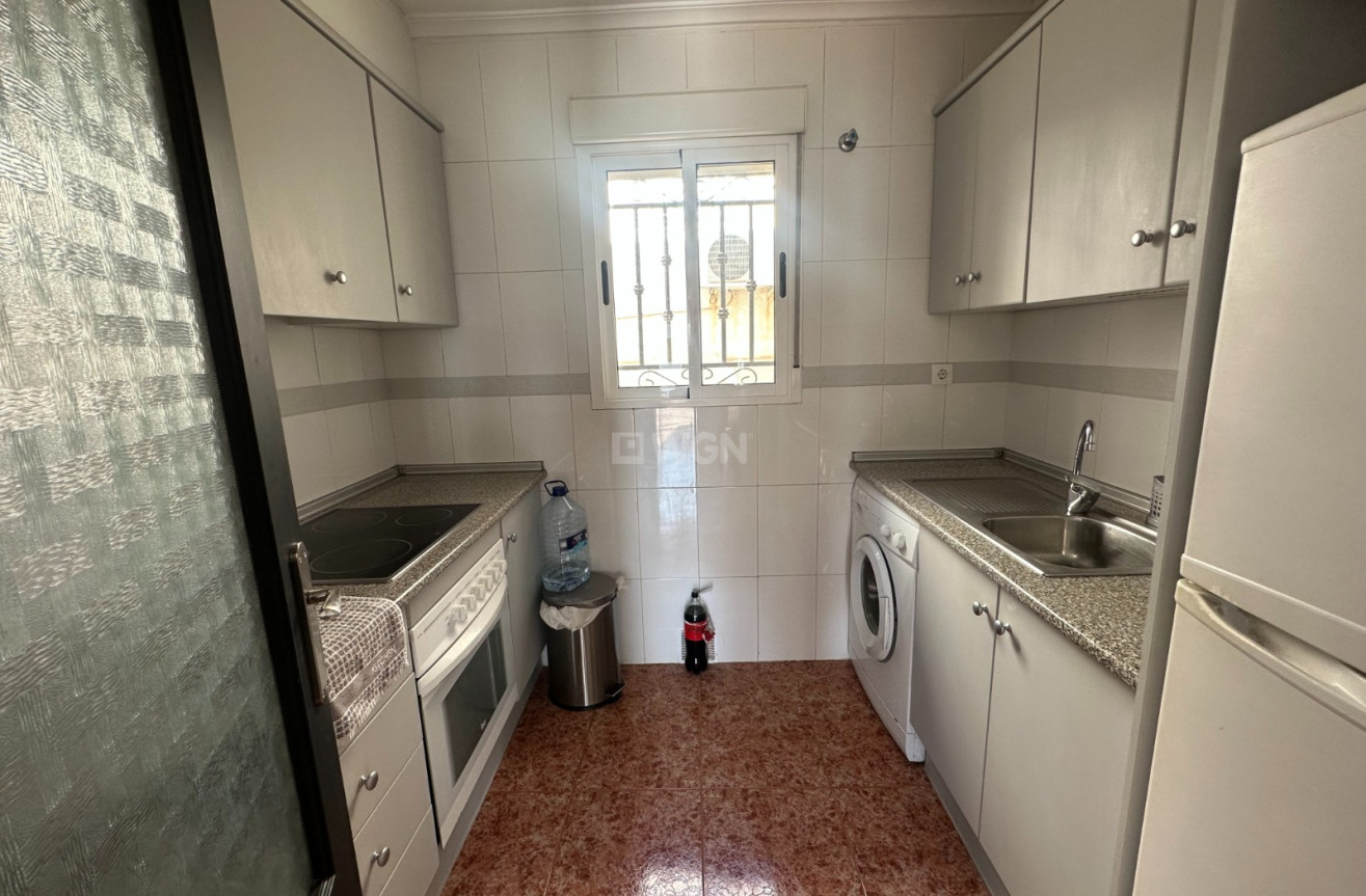 Resale - Apartment / flat - Orihuela - Inland