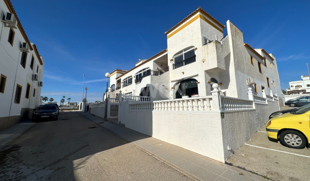 Resale - Apartment / flat - Orihuela - Inland