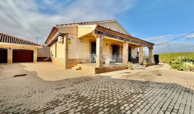 Resale - Villa - Avileses - Inland