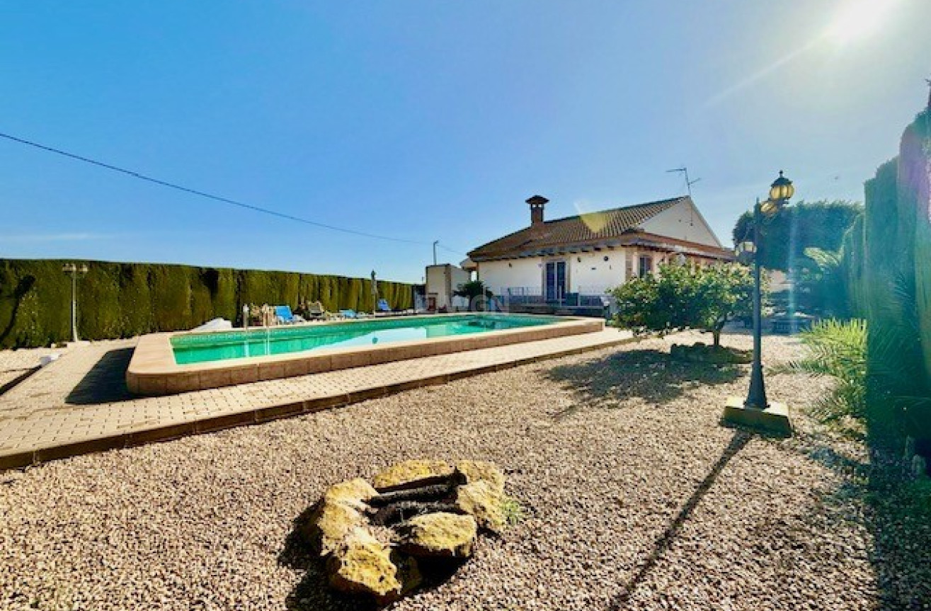 Resale - Villa - Avileses - Inland