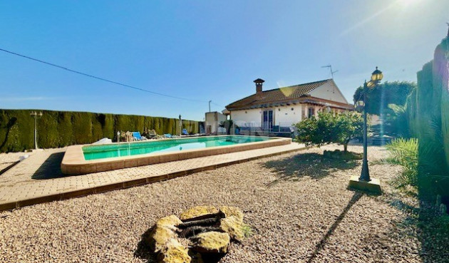 Resale - Villa - Avileses - Inland