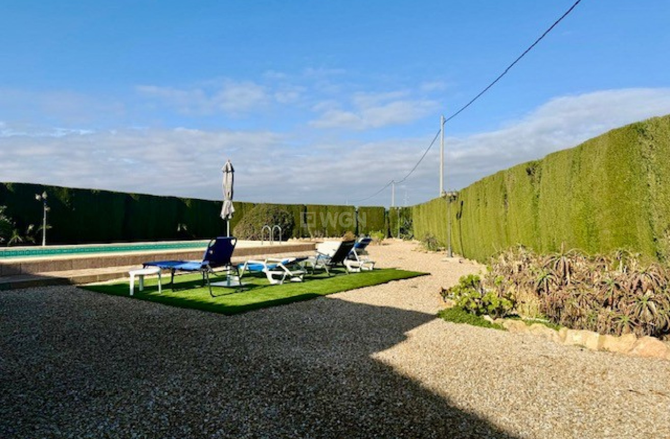 Resale - Villa - Avileses - Inland