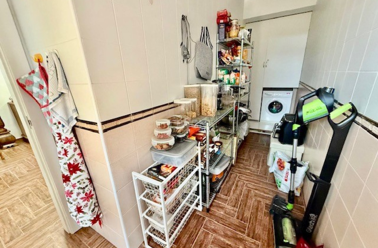 Resale - Villa - Avileses - Inland