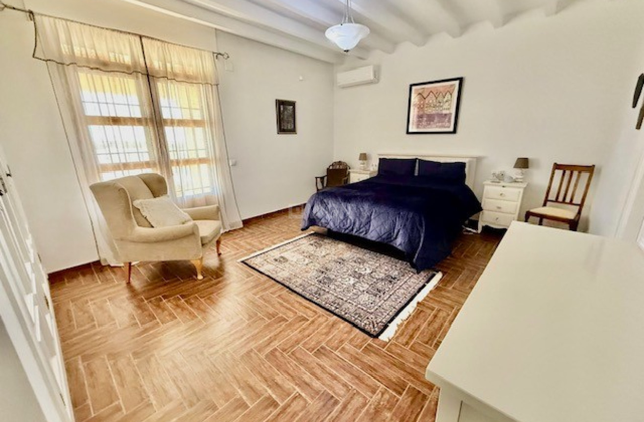 Resale - Villa - Avileses - Inland