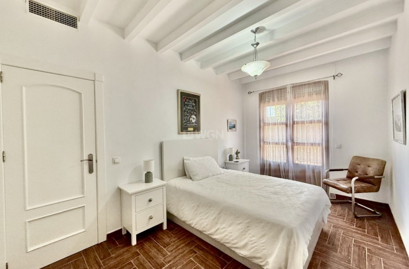 Resale - Villa - Avileses - Inland