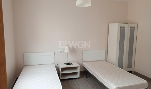 Resale - Apartment / flat - Los Alcázares - Centro