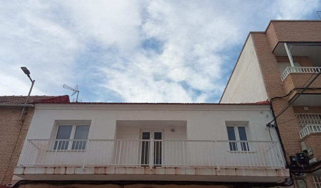 Resale - Apartment / flat - Los Alcázares - Centro