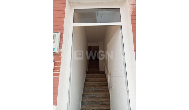 Resale - Apartment / flat - Los Alcázares - Centro