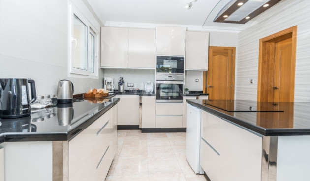 Resale - Villa - Jávea - Costa Blanca