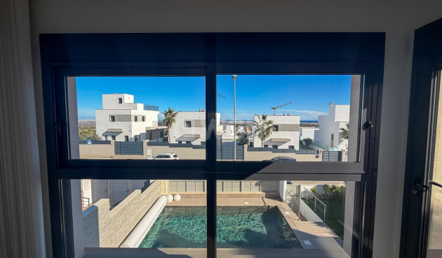 Odsprzedaż - Villa - San Miguel de Salinas - Bellavista