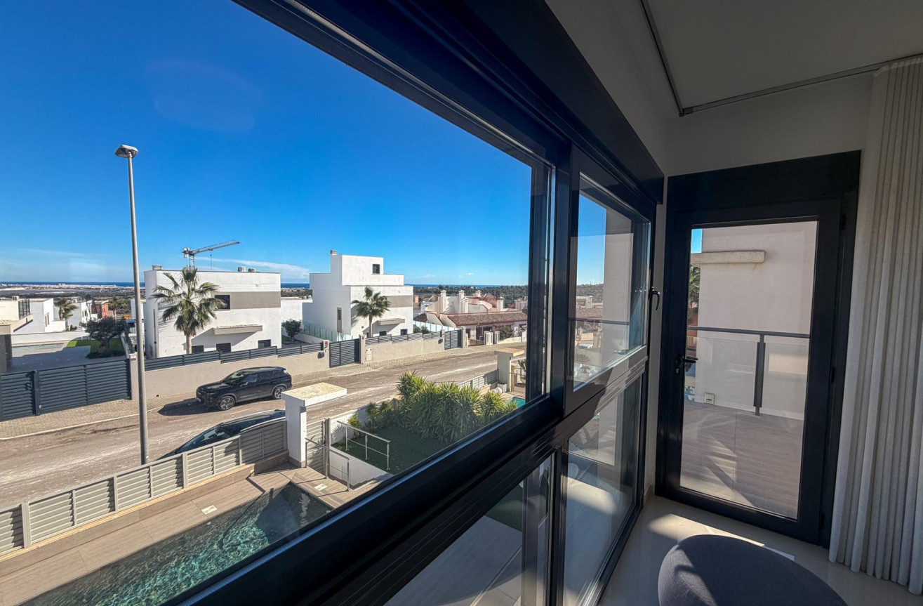 Odsprzedaż - Villa - San Miguel de Salinas - Bellavista