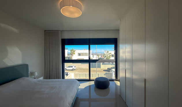 Odsprzedaż - Villa - San Miguel de Salinas - Bellavista