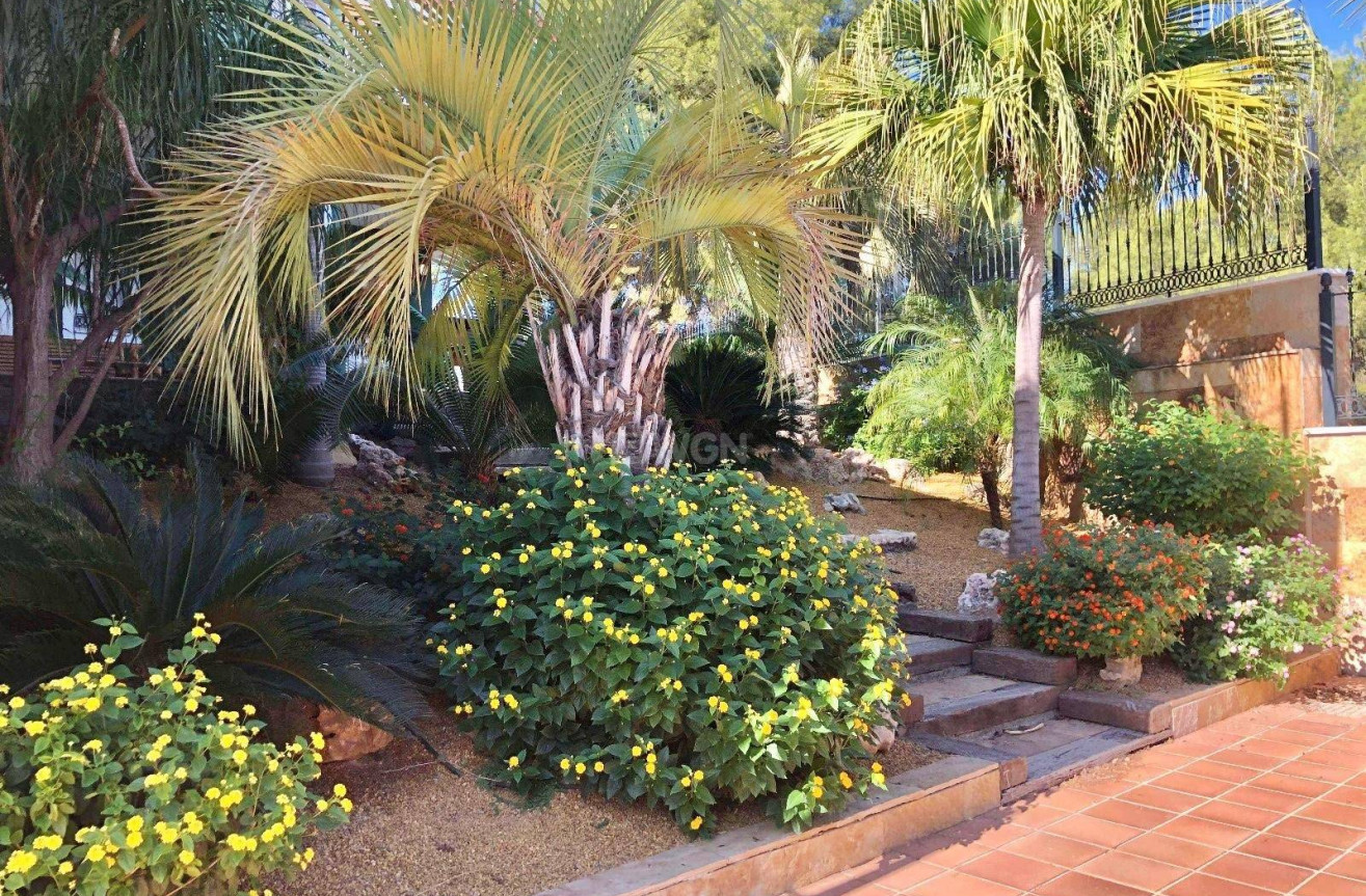 Resale - Villa - El Palmar