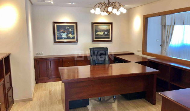 Resale - Villa - El Palmar