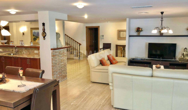 Resale - Villa - El Palmar