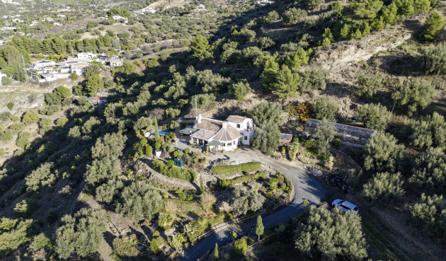 Resale - Villa - Alcaucín - Inland