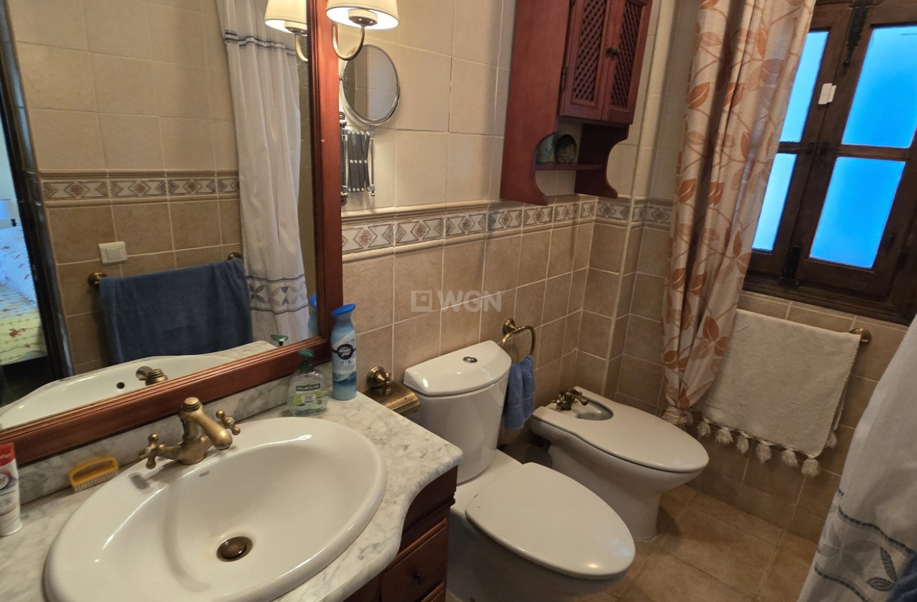 Resale - Villa - Alcaucín - Inland