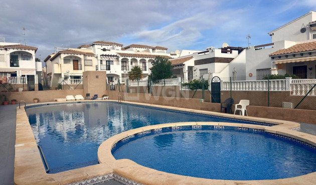 Wiederverkauf - Villa - Orihuela Costa - Ciñuelica