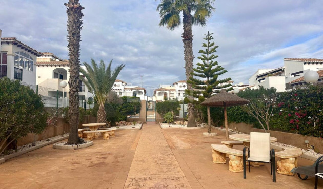 Wiederverkauf - Villa - Orihuela Costa - Ciñuelica