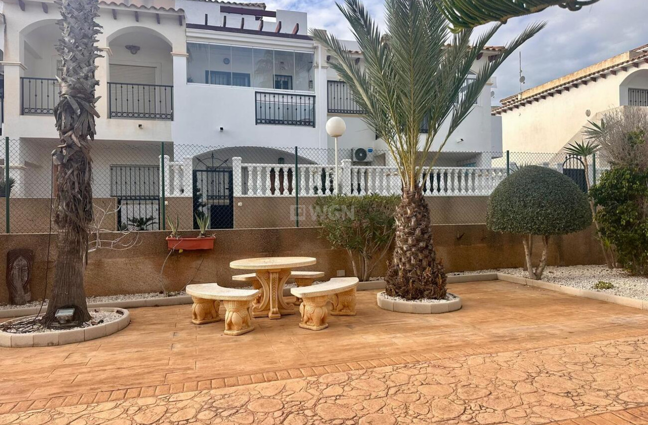 Wiederverkauf - Villa - Orihuela Costa - Ciñuelica