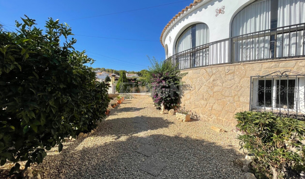 Odsprzedaż - Villa - Alfas del Pí - Costa Blanca
