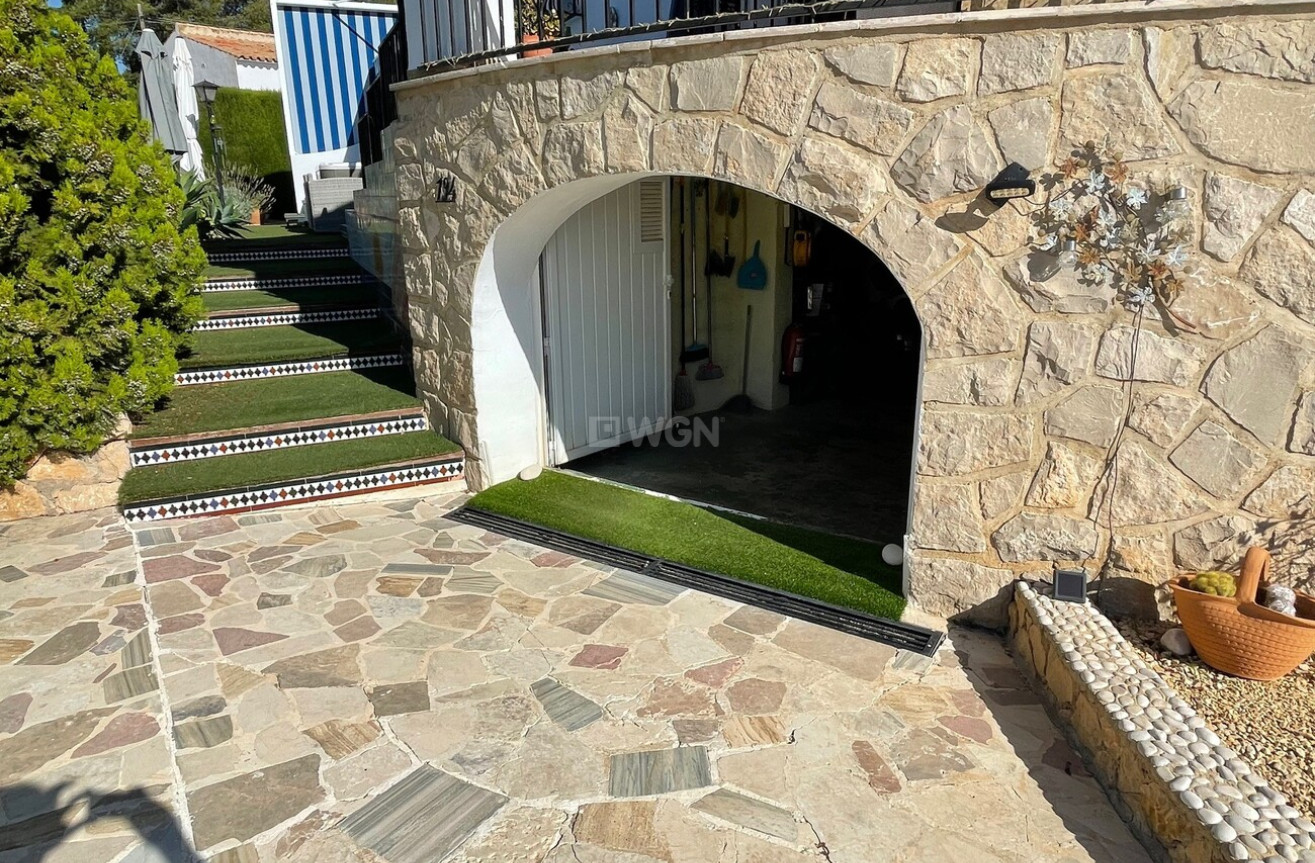 Odsprzedaż - Villa - Alfas del Pí - Costa Blanca