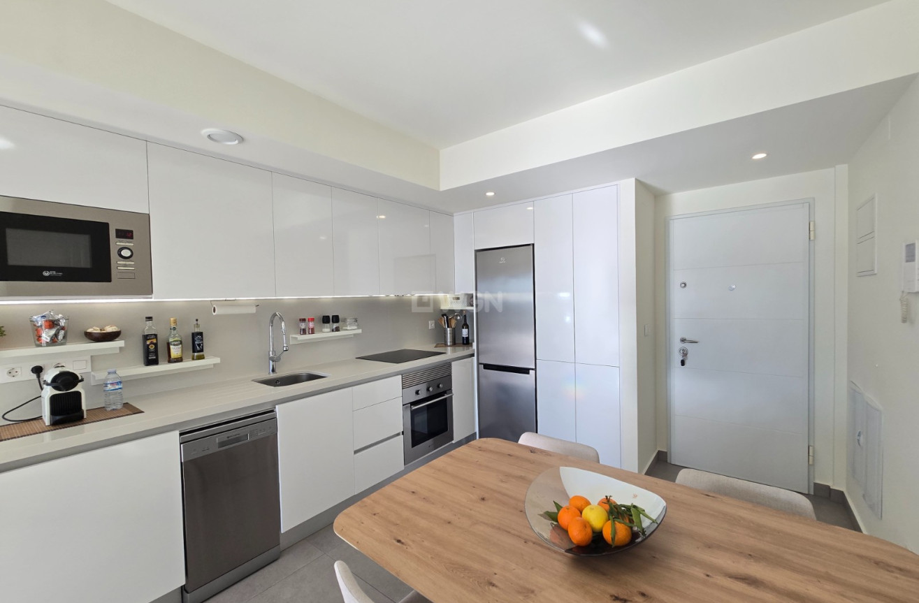 Wiederverkauf - Wohnung - Orihuela Costa - Costa Blanca