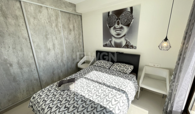 Odsprzedaż - Villa - Villamartin