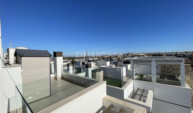 Odsprzedaż - Villa - Villamartin