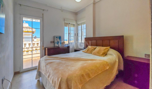 Odsprzedaż - Villa - Torrevieja - La Mata