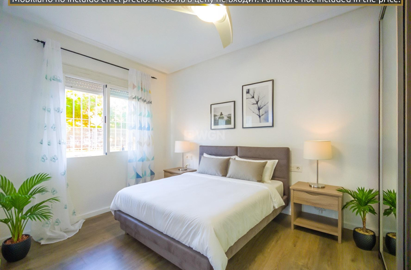 Odsprzedaż - Mieszkanie w bloku - Torrevieja - Estacion De Autobuses