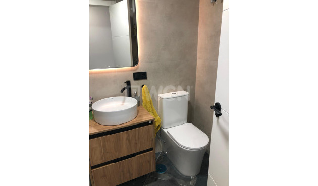 Wiederverkauf - Wohnung - Torrevieja