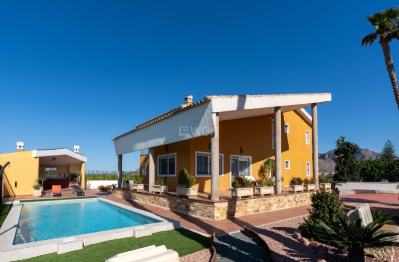 Resale - Villa - Orihuela - Inland