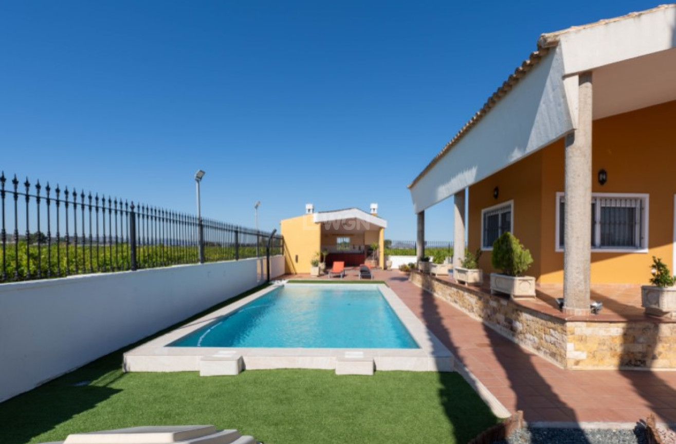 Resale - Villa - Orihuela - Inland