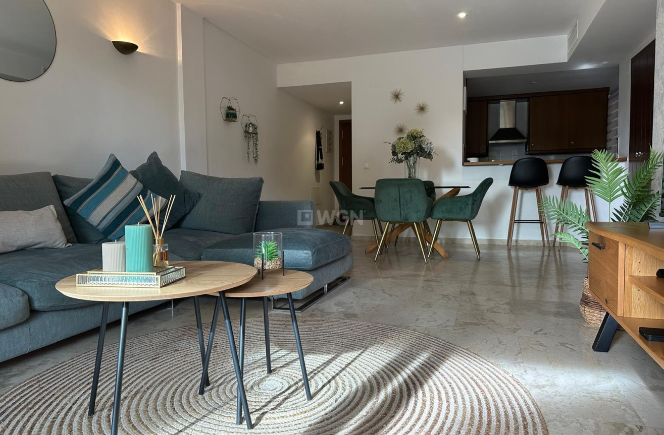 Resale - Apartment / flat - Punta Prima - Costa Blanca