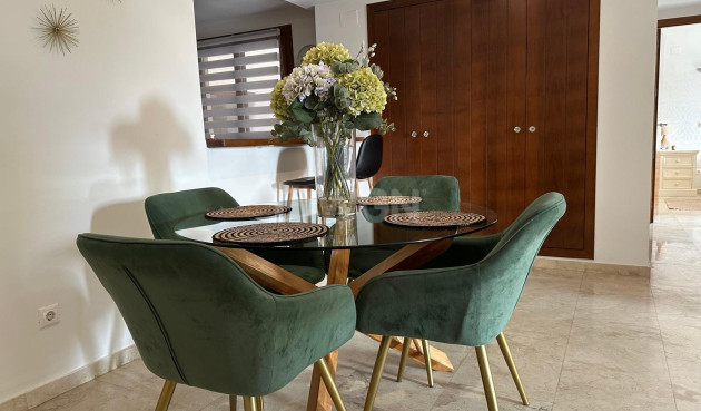 Resale - Apartment / flat - Punta Prima - Costa Blanca